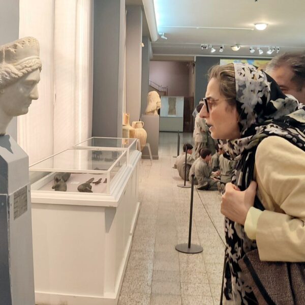 Exploring Cultural Ties: Italian Ambassador's Inspiring Visit to Iran's National Museum
