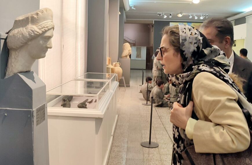 Exploring Cultural Ties: Italian Ambassador's Inspiring Visit to Iran's National Museum