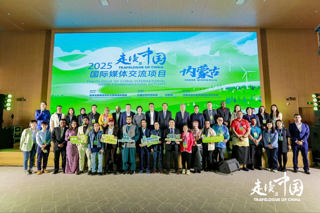 Exploring Inner Mongolia: A High-Tech Dairy Revolution Unveiled in 'Travelogue of China'