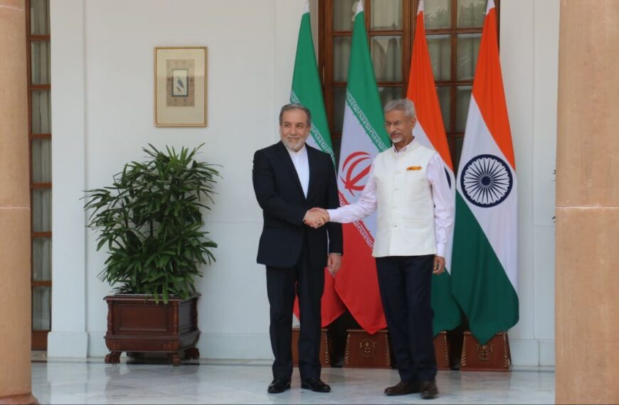 Foreign Minister Araqchi Engages in Key Discussions with Indian Counterpart in New Delhi