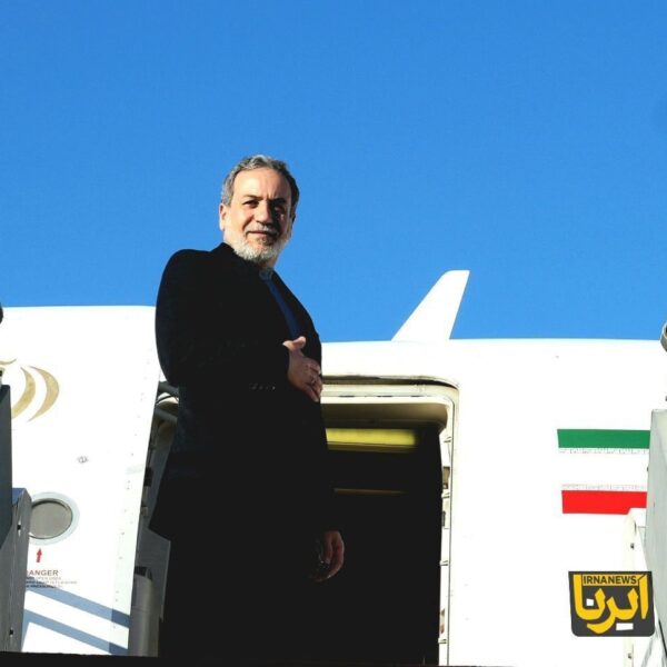 Foreign Minister Araqchi Heads to Muscat for Pivotal Indirect Iran-U.S. Negotiations