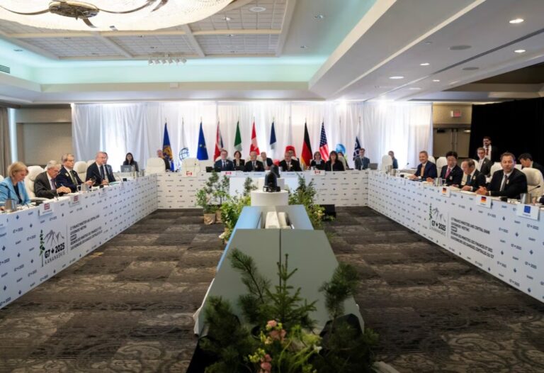 G7 Explores Tougher Russia Sanctions and Commits to Address Global Economic Imbalances