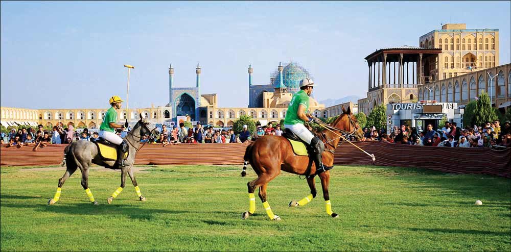 Heritage Celebration: Thrilling Chogan Match Lights Up Naqsh-e Jahan Square!