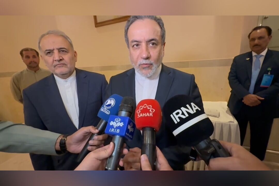 Iran Prioritizes Strong Relations with Pakistan and India, Says Araqchi
