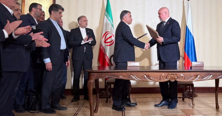Iran Secures $4 Billion Oil Development Deal with Russian Firms, Minister Announces