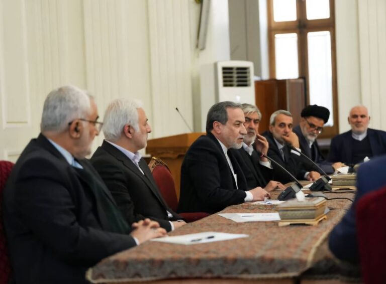 Iran Threatens Strong Retaliation Against E3 Over Potential Sanctions Snapback