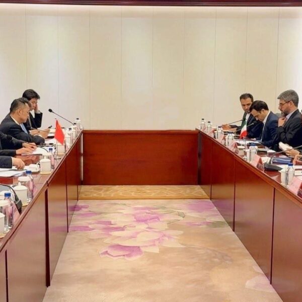 Iran and China Unite: Exploring Innovative Paths for Technological Partnerships
