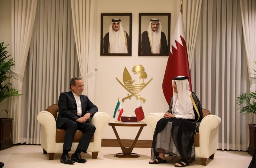 Iran and Qatar Strengthen Ties: Foreign Ministers Meet in Doha