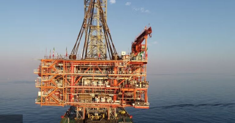 Iranian Official: Strengthening US Relations Crucial for Oil and Gas Industry Growth