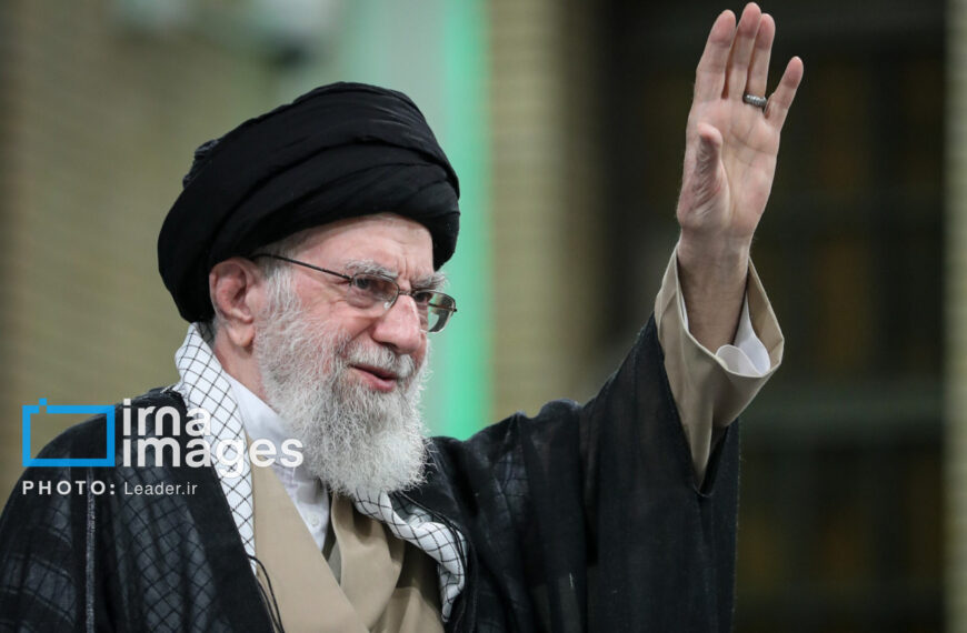 Iranian Teachers Gather for Inspiring Meeting with Ayatollah Khamenei