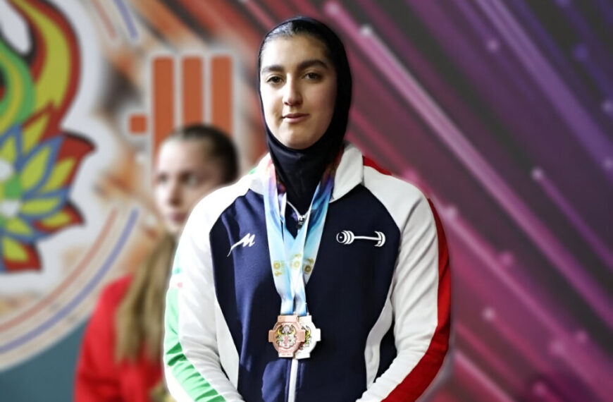 Iranian Weightlifter Shines at Peru Competitions, Snags Two Medals!