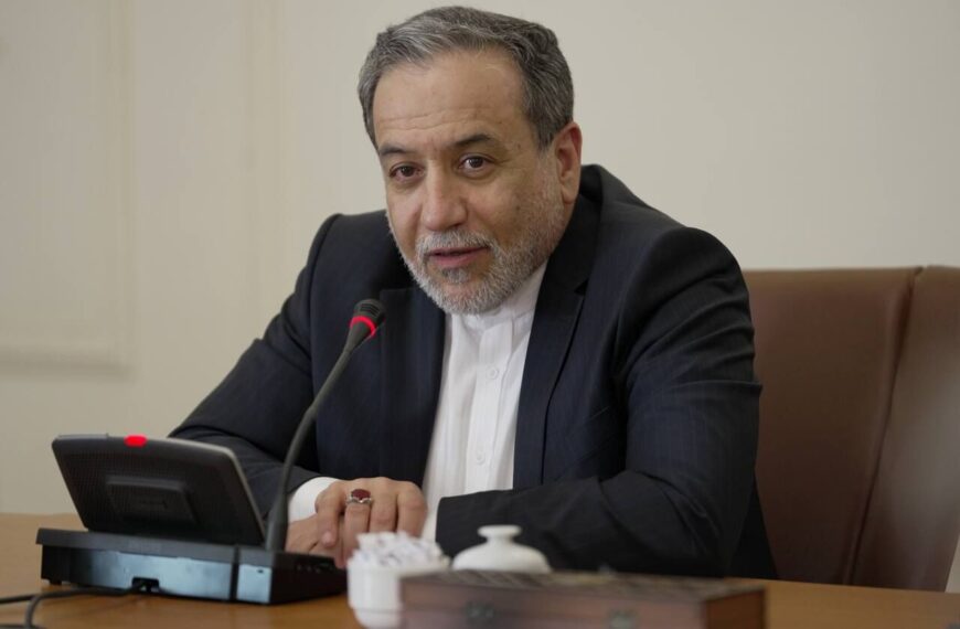 Iran's Foreign Minister Declares: Our Right to Enrichment is Non-Negotiable!