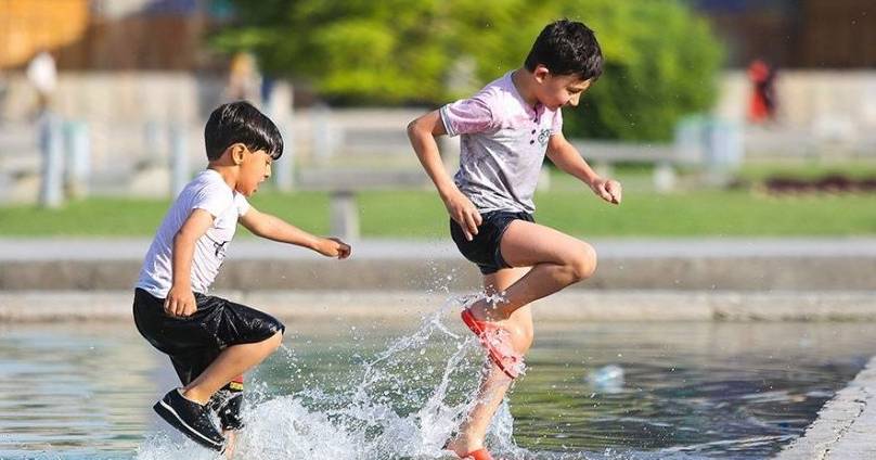Iran's Summer Struggles: No Light, No Water, No Plan – A Cry for Change