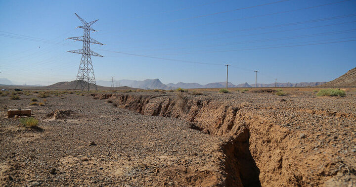 Iran's Water Crisis: A Looming Earthquake Threat, Experts Warn