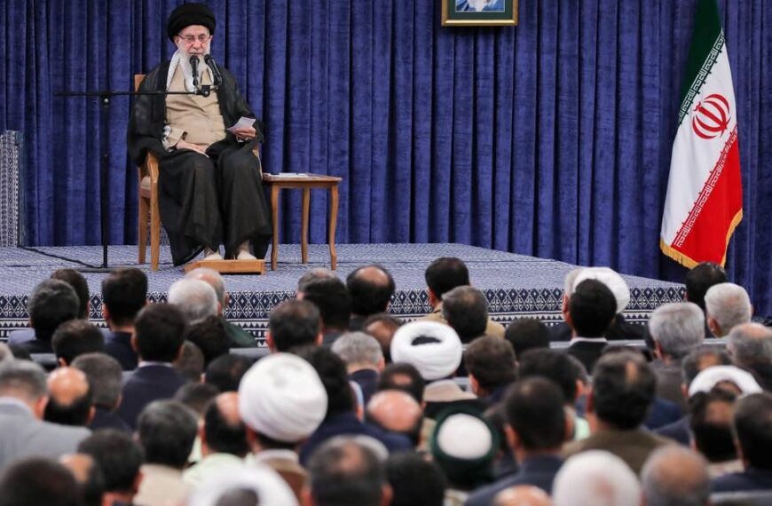 Khamenei Urges Strong Muslim Unity to Confront US and Israel Threats