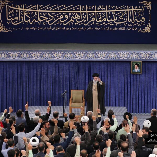 Leader Highlights the Political Significance of Hajj Rituals