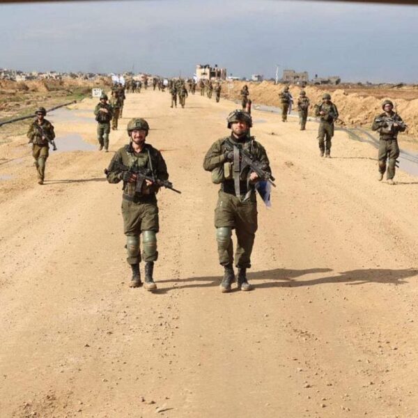 Nine Israeli Soldiers Injured in Gaza Blast: Tensions Escalate