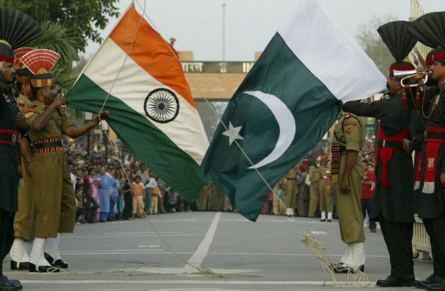 Pakistan Issues Strong Warning to India: Prepared for Robust Retaliation in Event of Attack