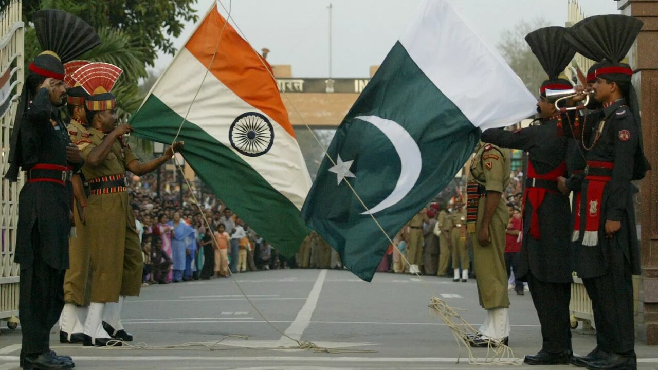 Pakistan Issues Strong Warning to India: Prepared for Robust Retaliation in Event of Attack