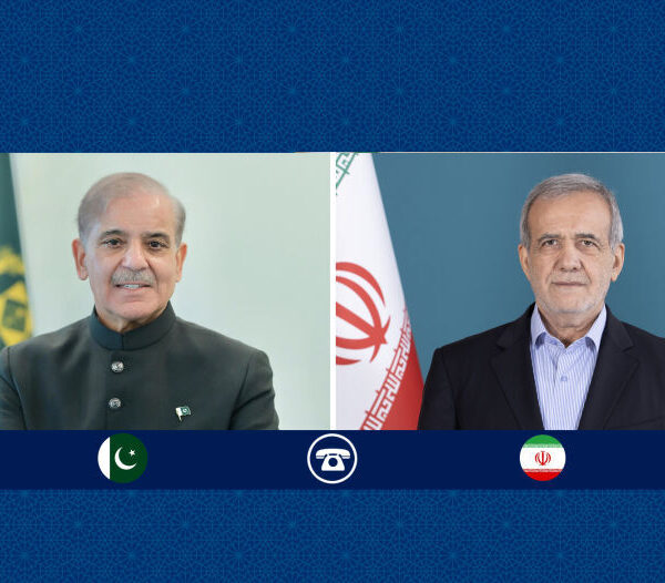 Pakistani PM Applauds Iran's Bold Move to Ease Tensions Between India and Pakistan