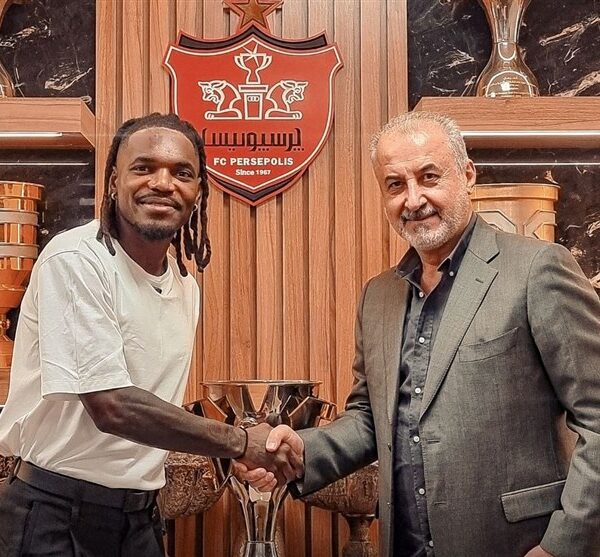 Thievy Bifouma Joins Persepolis: A Game-Changing Transfer for the Team!